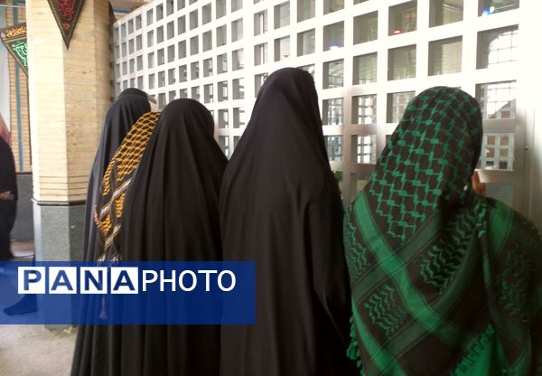 دختران اثرگذار شهرستان‌های تهران مزار سردار دلها و شهیده آیدا قاسمی را زیارت کردند