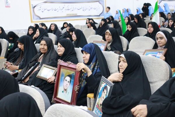 همایش مادران پرچم دار در شهرستان خلیل‌آباد 