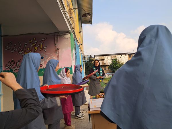 جشن میلاد حضرت زینب(س) در دبستان شهید احمدپور قائمشهر
