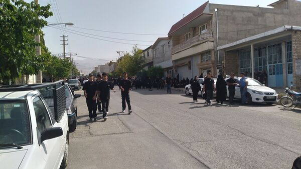 مردم روستای «هیو» در مراسم باشکوه عزاداری تاسوعا شرکت کردند