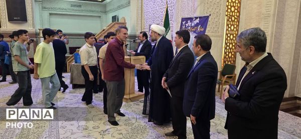 جشن تکلیف دانش آموزی پسران منطقه ۲ تهران