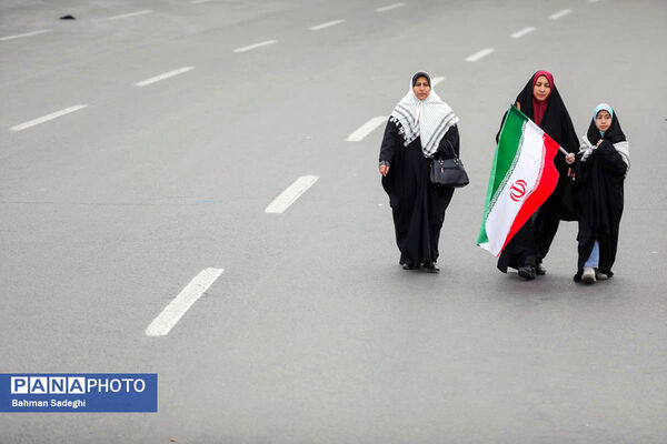 سخنرانی رئیس جمهور در جمع راهپیمایان ۲۲ بهمن