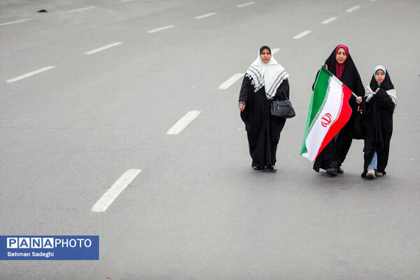 سخنرانی رئیس جمهور در جمع راهپیمایان ۲۲ بهمن