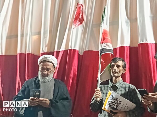 دومین اربعین حضور مردم غیور نیشابور همزمان با دومین سالگرد شهادت شهدای خدمت