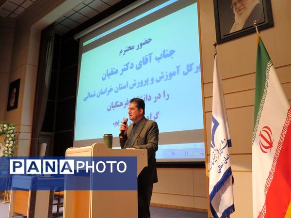 دیدار مشاور وزیر در امور زنان با دانشجویان دانشگاه فرهنگیان 