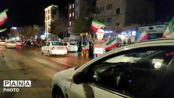 رژه خودرویی در حسینیه امام خامنه‌ای نیشابور 
