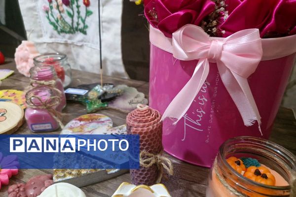 جشن خلاقیت دانش‌آموزان در نمایشگاه فناوری مدرسه پروین اعتصامی