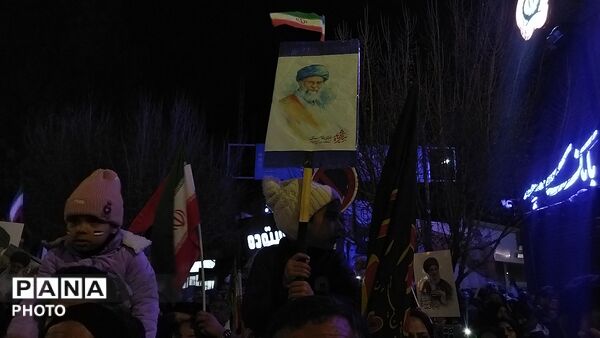 شهید هوا و فضا مهمان اجتماع مردم نیشابور شد 