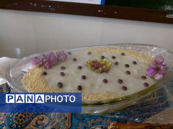 برگزاری جشنواره غذا در مدرسه طهوریان ۲ ناحیه پنج