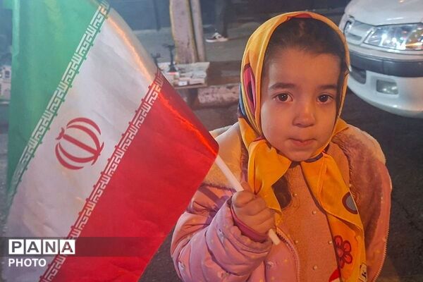 موج ۵۶ حضور مردم در تجمعات؛ تجدید پیمان با رهبر انقلاب