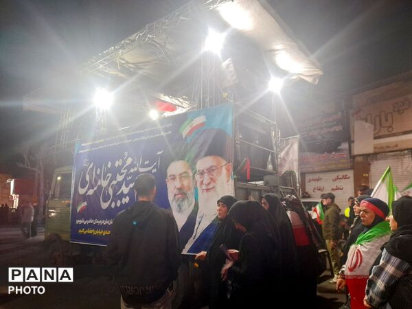 چهل و پنجمین طوفان وفاداری در قلب کرج