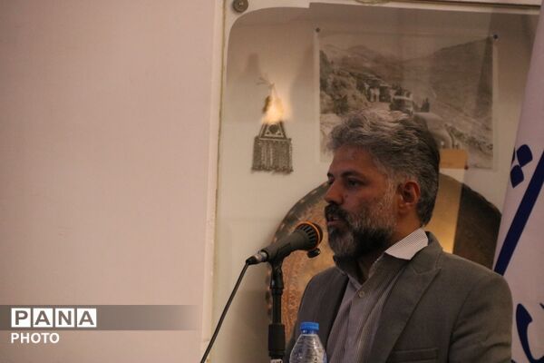 نشست اصحاب رسانه با نماینده مردم یزددر مجلس شورای اسلامی
