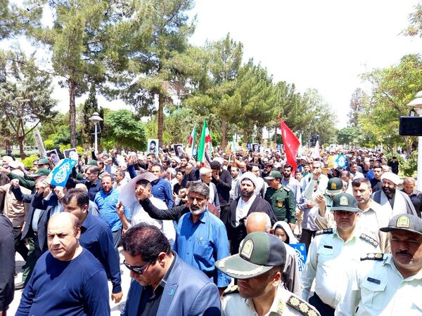 مشت هایی که انتقام را صدا می‌زند 