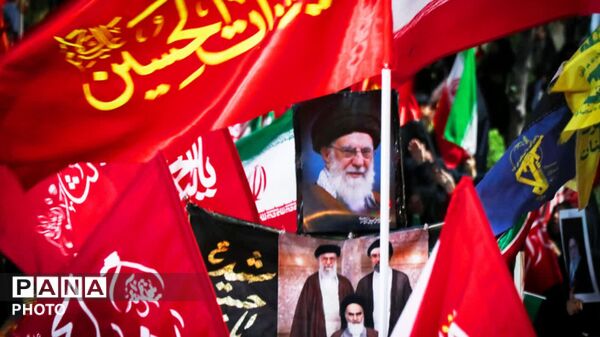 گرامیداشت پنج پنج ، روز ایثار و مقاومت استان مرکزی و شکوه حضور مردم 
