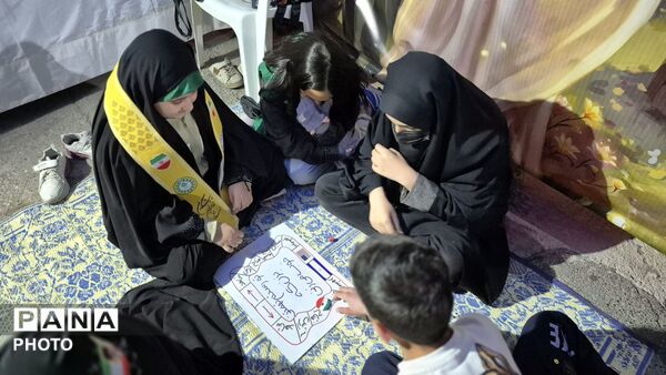 طنین رجزهای دانش‌آموزان پیشتاز در همایش شبانه‌ فارسان