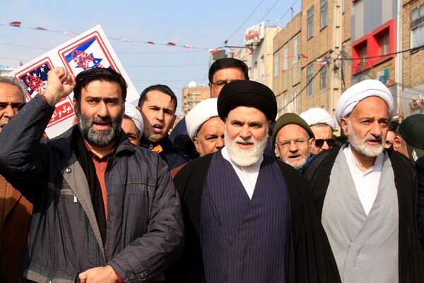 حضور پرشور مردم بهارستانی در راهپیمایی ۲۲ بهمن