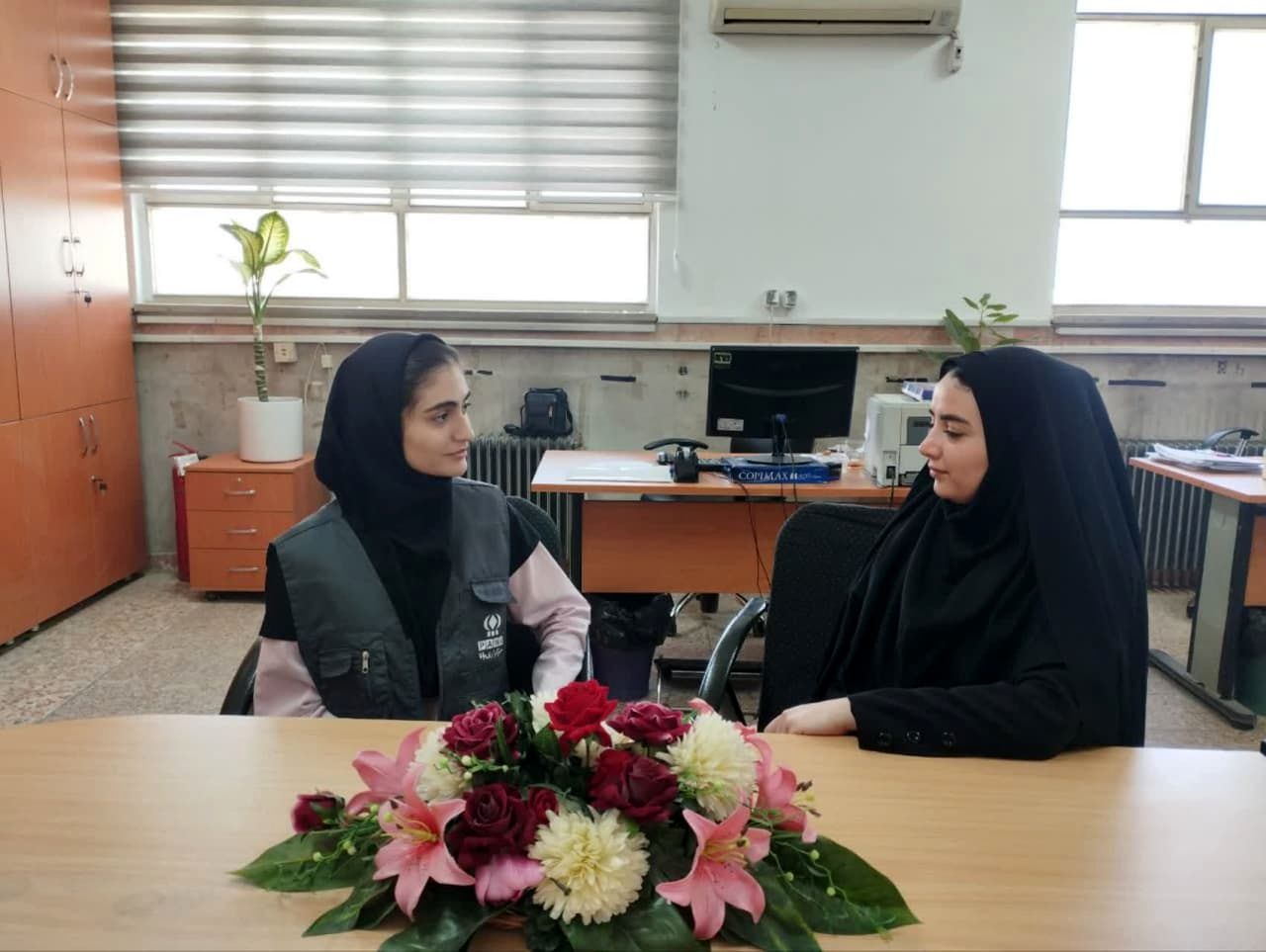 یکی از اساسی‌ترین گام‌ها، آگاهی‌بخشی به عموم مردم در مورد اهمیت کار آزمایشگاهیان است 