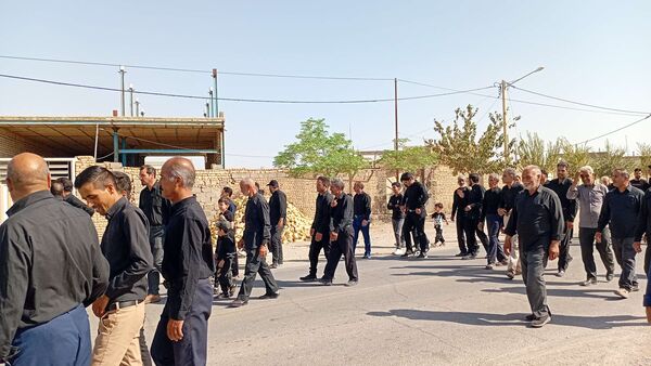 پیاده روی جاماندگان اربعین از روستای نقاب تا امامزاده سید حسن روستای میر آباد