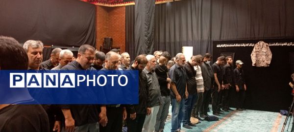 تشییع باشکوه پیکر بسیجی شهید در حمله رژیم صهیونیستی؛ مردم با فریاد مرگ بر اسرائیل وداع کردند