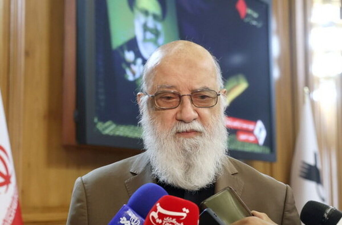 اتوبوس‌های دوکابین وارد کشور شد