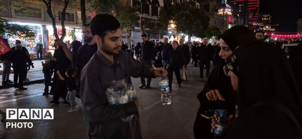 مشهد در تکاپوی تشییع رهبر شهید انقلاب