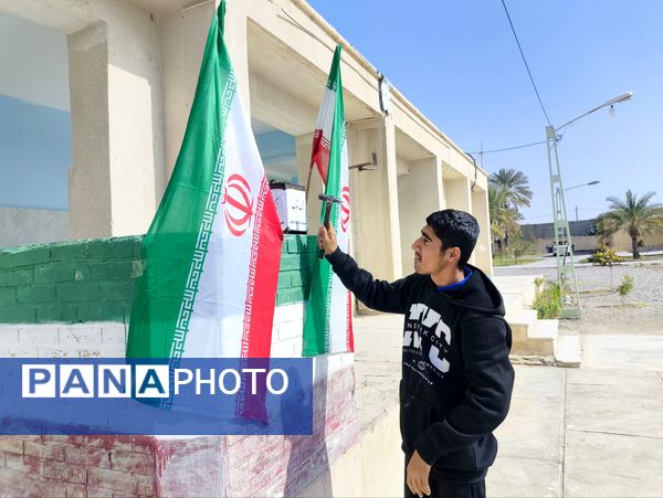 مدارس سندرک یکپارچه در شور انقلابی؛ زنگ انقلاب به صدا درآمد