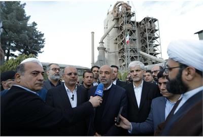 نوسازی واحدهای فرسوده صنعت سیمان در اولویت برنامه‌های دولت است