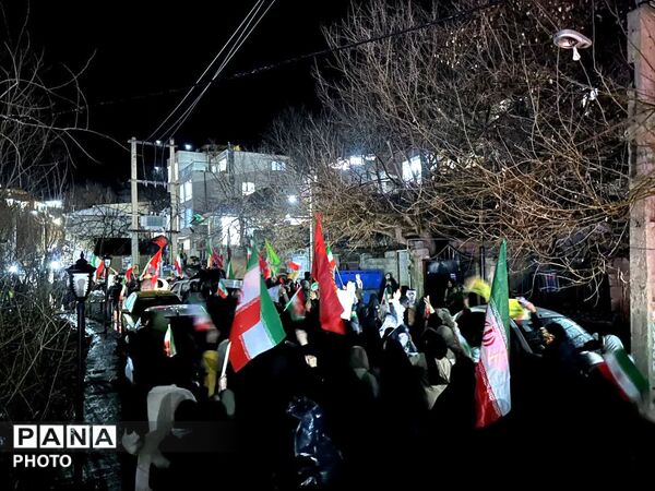 میثاق دوباره مردم روستای تکیه سپهسالار بخش آسارا با رهبر انقلاب