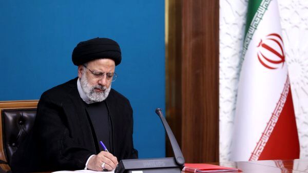 سیدجمال پایه‏‌گذار و منادی نظریه و گفتمان وحدت اسلامی در دنیـای معاصر است