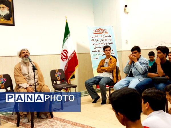 اعضای انجمن اسلامی با امام جمعه کاشمر دیدار کردند