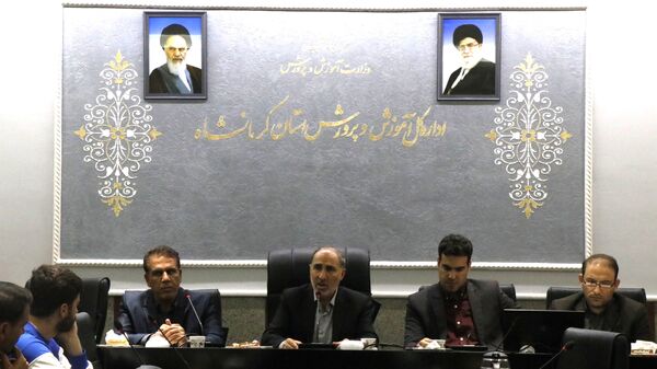 آیین تجلیل از برگزیدگان مسابقات قرآن، عترت و نماز فرهنگیان