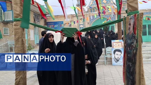 اعزام دانش‌آموزان شهرستان کهک قم به اردوی راهیان نور