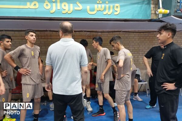 نبرد هندبالیست‌های فارس و کرمان در شیراز
