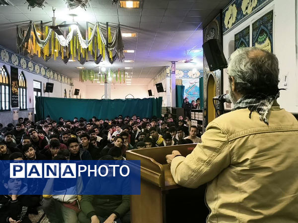 اردوی راهیان نور دانش آموزان پسر ناحیه 3 قم