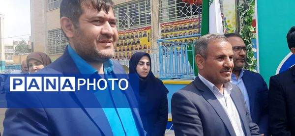 آیین نمادین «سپاس معلم »در ناحیه یک شهرکرد 