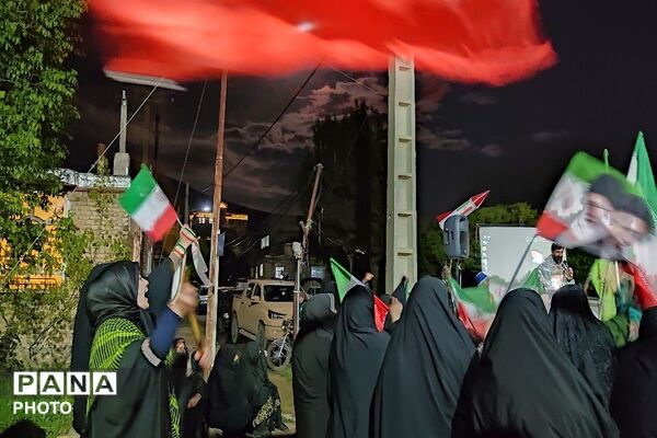 مقاومت در خیابان‌های شهر بار ادامه دارد