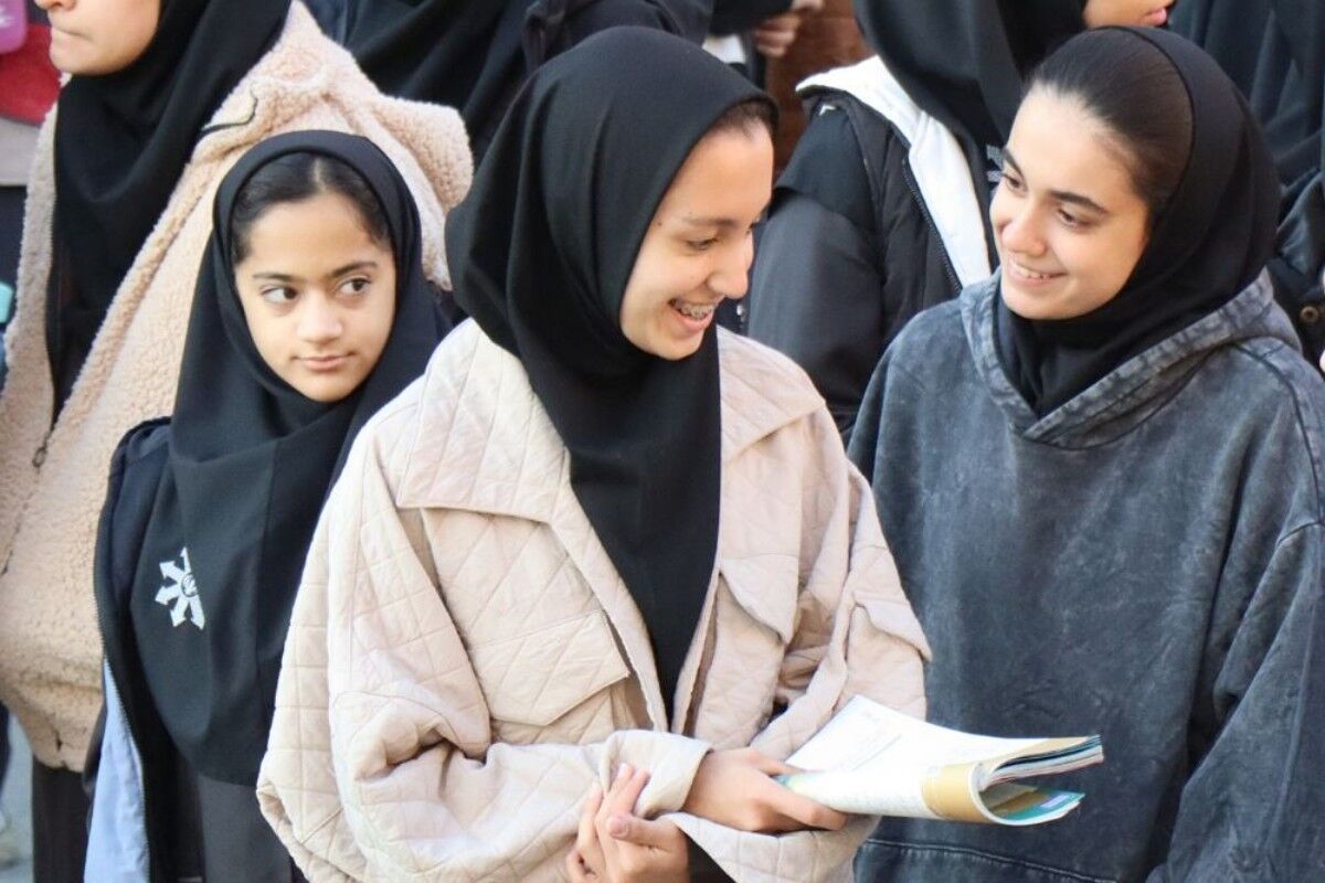 تلقین مثبت، تنفس شکمی و نوشتن اضطراب؛ سه سلاح دانش‌آموزان در فصل امتحانات است