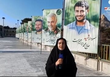 مهمانی لاله‌ها آئین مراسم عطر افشانی گلزار مطهر شهدا در شهرضا