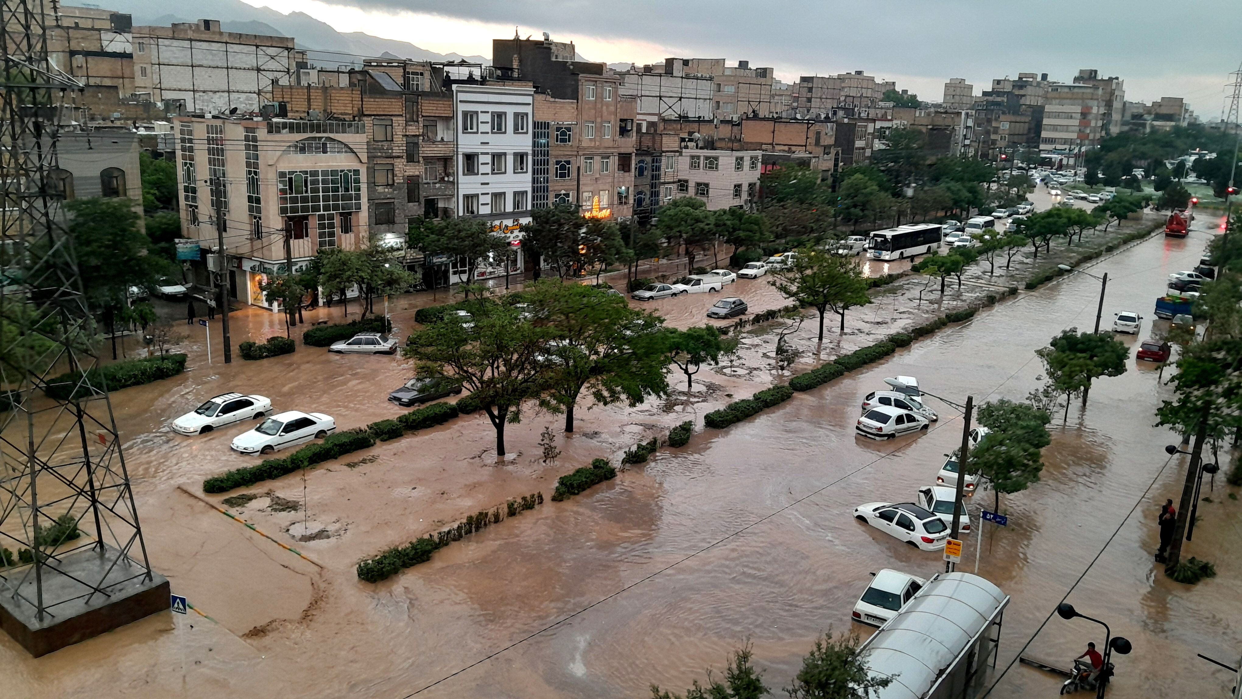 آبگرفتگی و تگرگ شدید در مشهد مقدس