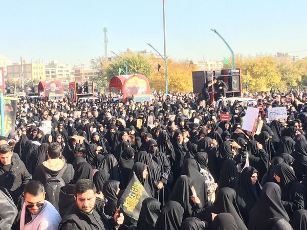 اجتماع بزرگ عزاداران حضرت زهرا(س) همزمان با تشییع شهیدان گمنام دفاع مقدس