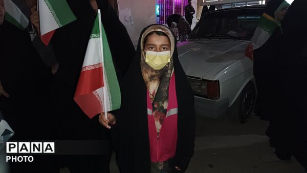 راهتان را ادامه می‌دهیم