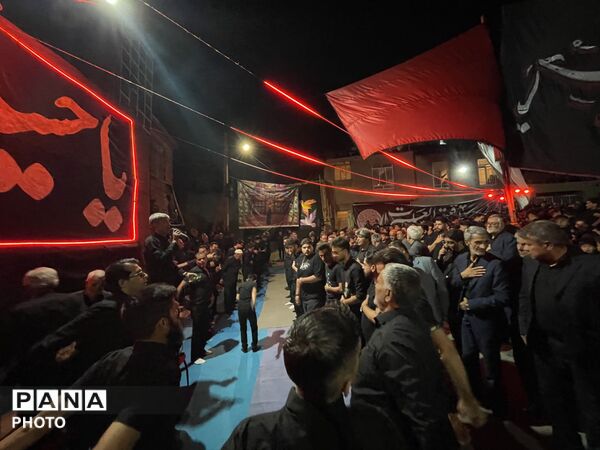 مراسم عزاداری شب تاسوعای حسینی در میدان عاشورای روستای طرق