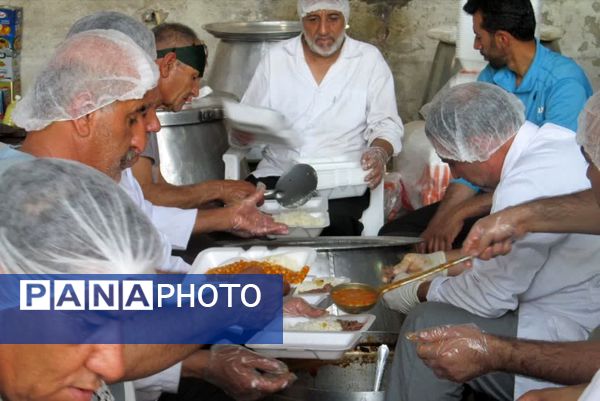 ازدحام پرشور زائران از شهرستان بیضا در کربلا معلی