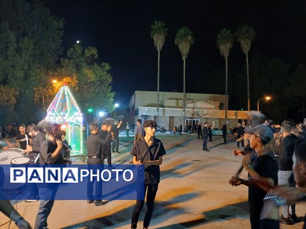 مراسم عزاداری شب عاشورا در پایگاه هوایی شهید دوران شیراز