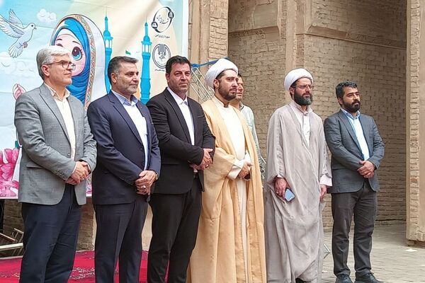 جشن بزرگ دخترانه به‌مناسبت دهه کرامت