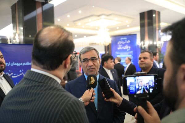 پنل همکاری‌های اقتصادی، استانی ، تجاری، سرمایه‌گذاری و مناطق آزاد