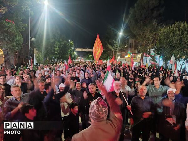 شبی دیگر در سایه سرای مسجد جامع شهرستان نیشابور با حضور نماینده مردم نیشابور 