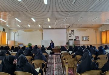 دوره ضمن خدمت نماز ویژه فرهنگیان ناحیه۴ اصفهان 