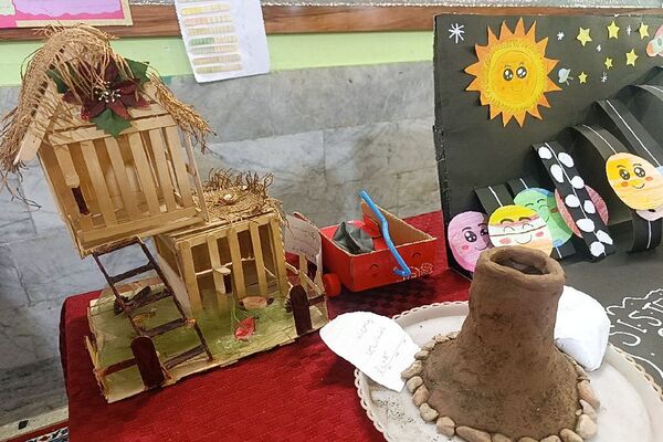 برگزاری جشنواره دست‌سازه‌ها در دبستان الهام یک 