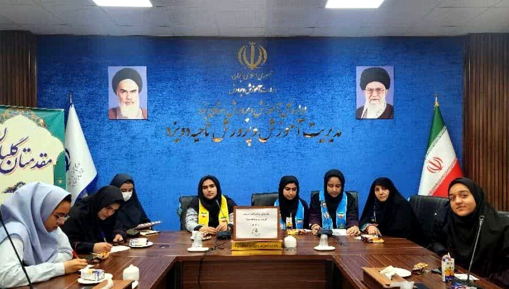 اعضای شورای دانش‌آموزی، سفیران فرهنگی مدارس هستند